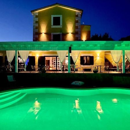 Borgo Del Nespolo Bed & Breakfast Peschici Exterior photo