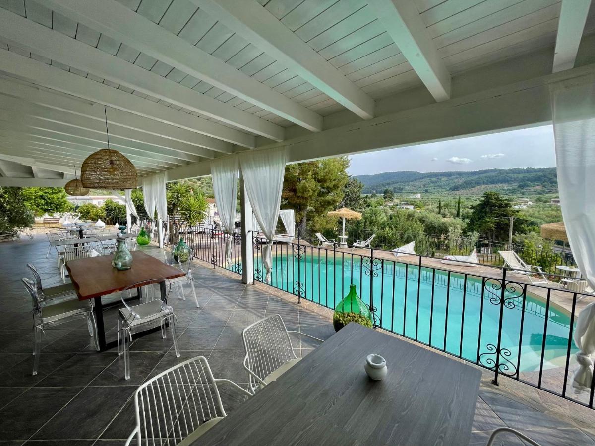 Borgo Del Nespolo Bed & Breakfast Peschici Exterior photo
