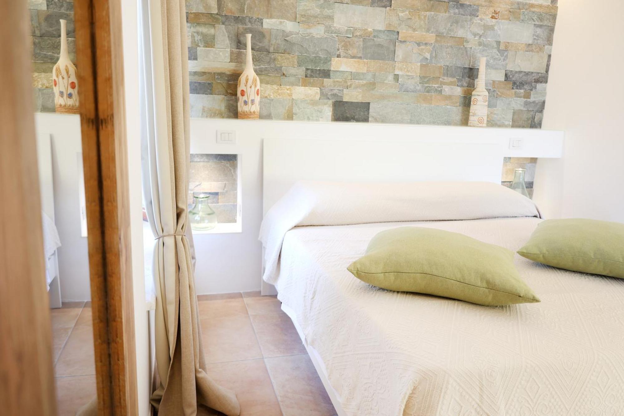 Borgo Del Nespolo Bed & Breakfast Peschici Exterior photo